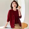 Roupa e acessórios para mulher – Fatos e combinações