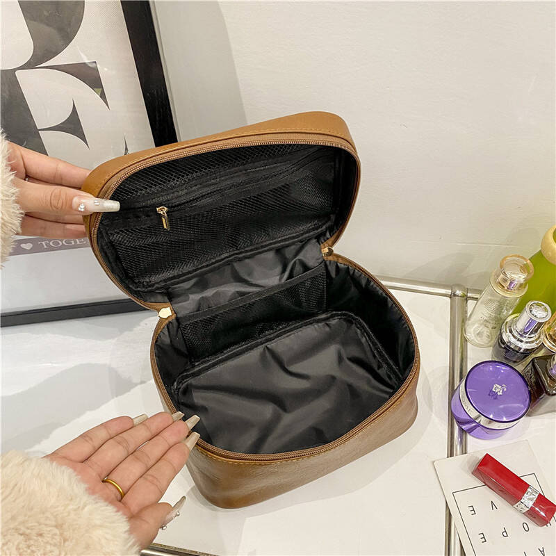 New Leather Portable Makeup Case Decorative Zipper Handle Multiple Compartments Travel Skincare Toiletries Storage Bag Fashi