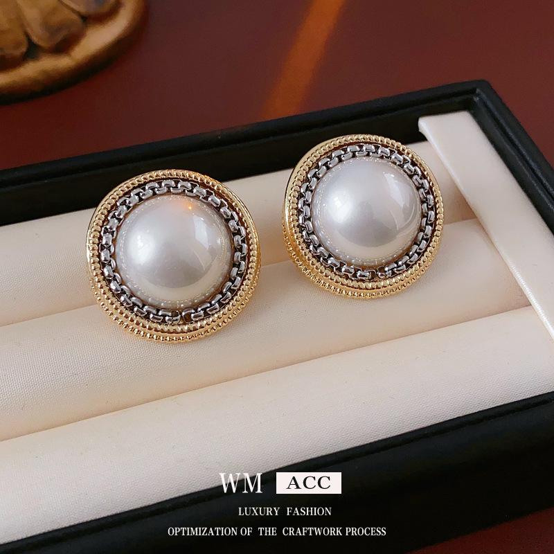 Middle Aged Round Retro Palace Style High-end Earrings