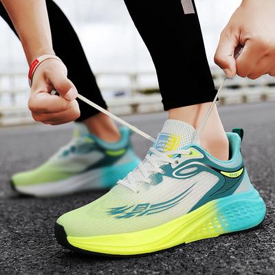 Nouvelle surface en maille respirante chaussures de course pour jeunes étudiants chaussures de sport pour hommes légères à semelle souple anti-odeur à rebond
