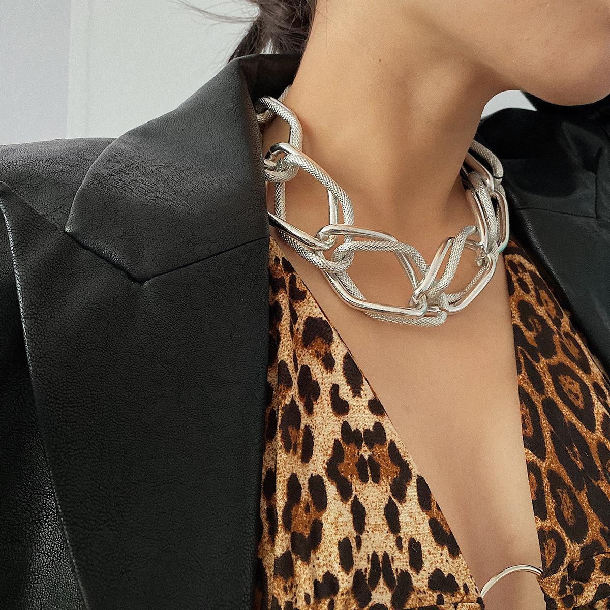 

Модное колье с преувеличенной индивидуальностью, хип-хоп колье для женщин One Size серебряный