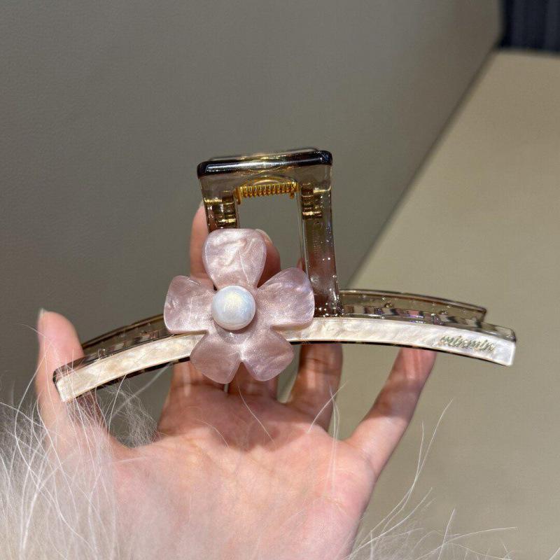 Glossy Flower Hair Claw Clip Strong Grip High Capacity For Daily Use Parties And Pretty Hair Styling