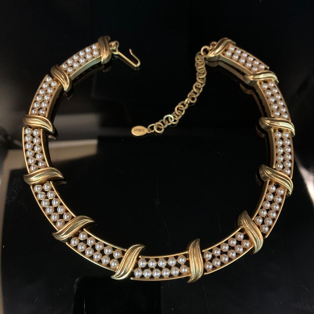 Vintage Court Femininity Heavy Industry Autumn and Winter Electroplating Inlaid Stud Earrings Brooch Bracelet Necklace Jewelry Set