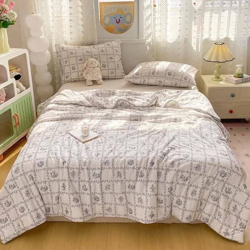 Machine Washable Cooling Summer Quilt