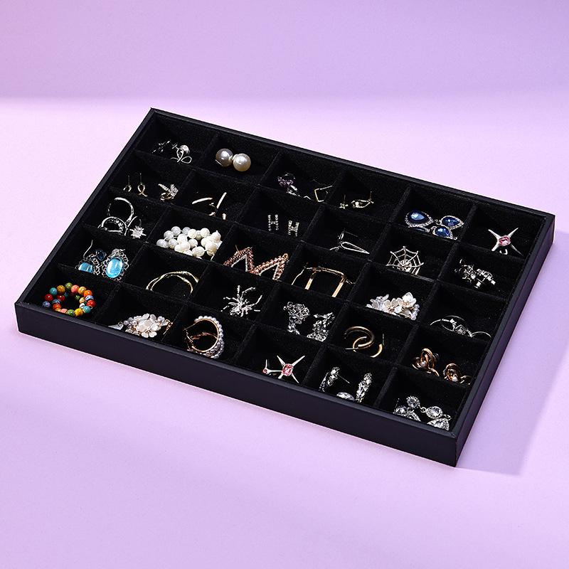 Elegant Jewelry Display Stand: Necklace, Bracelet, and Earring Storage Tray