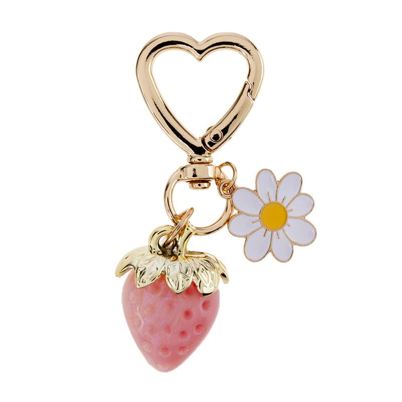 New Strawberry Keychain Keyring Stylish Pendant Keychains Flower Keyrings Ornament Backpack Pendants Gift for Fashion Jewelry