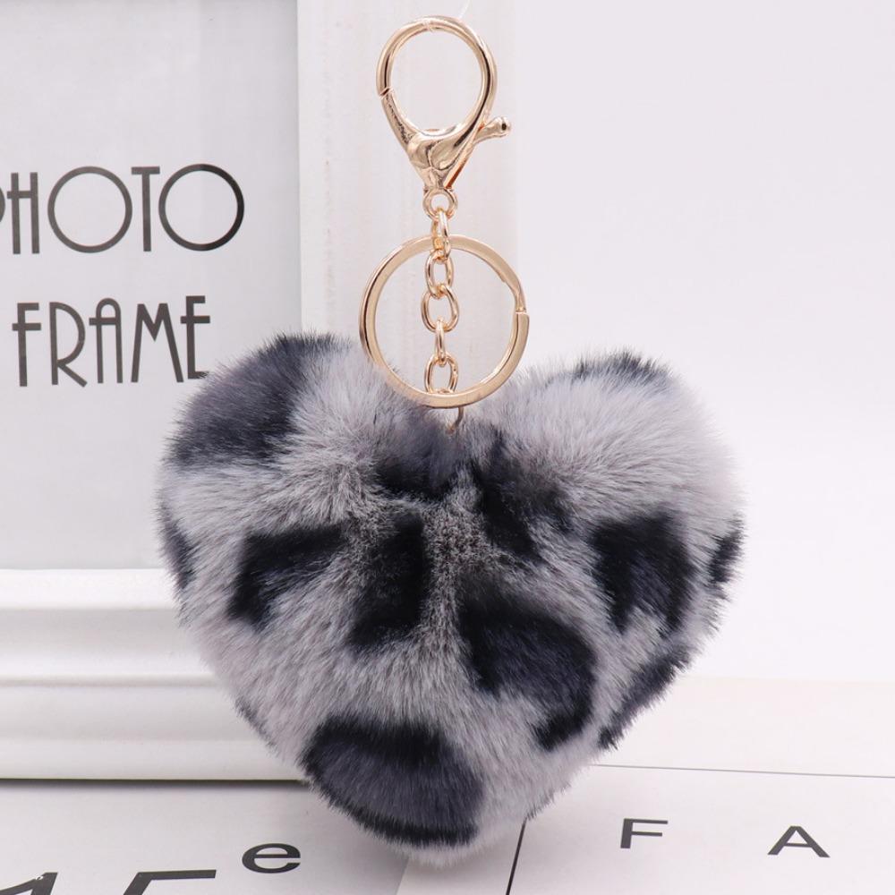 Large Heart Pompom KeyChain for Women Leopard Print Plush Car Keychain Bag Pendant Fashion Jewelry Fluffy Love Pompons Keyring