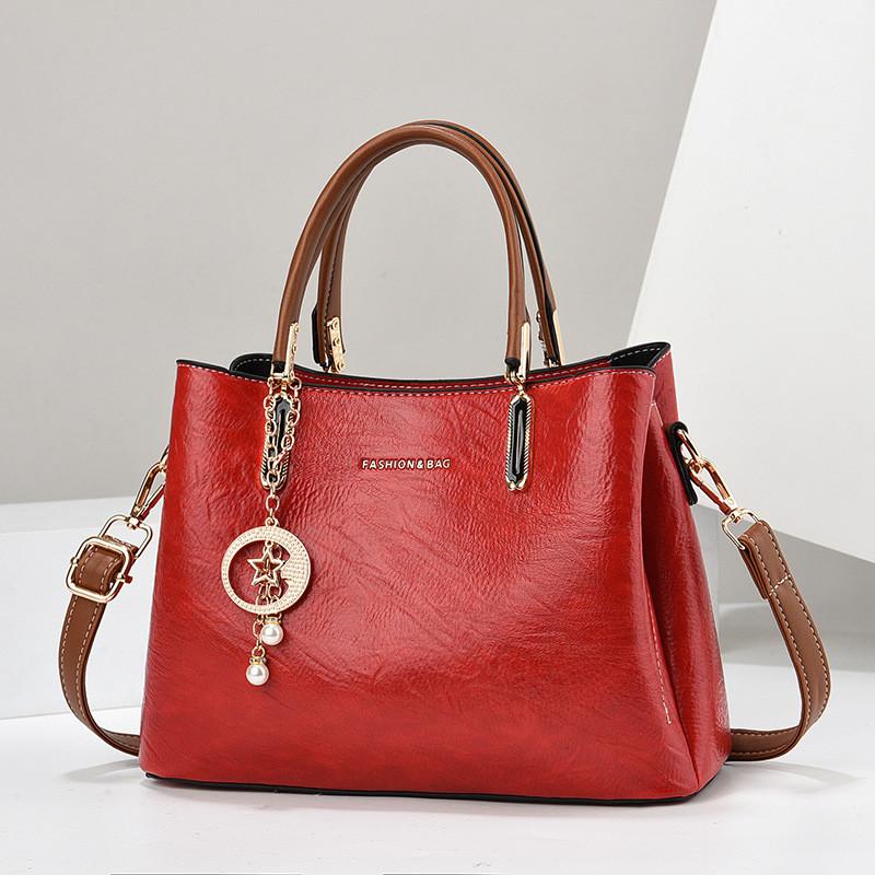 Chic Vintage Inspired Pu Handbag For Women With Ample Space And Trendy Design