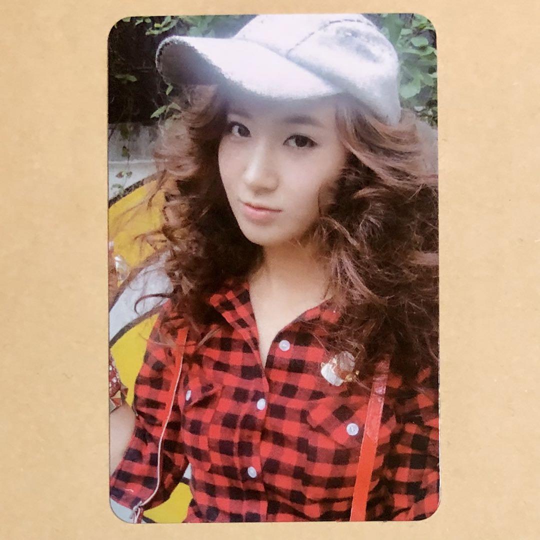 

[USED] Girls Generation Yuri Oh! Korean Edition Album CD Trading Card