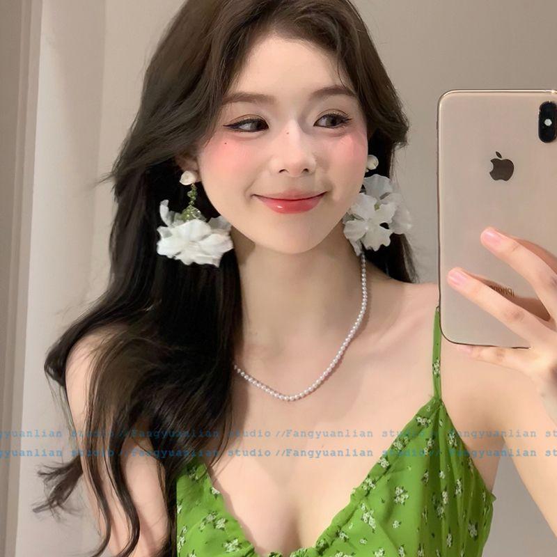 

Flame Rose ~ Flower Tassel Earrings Women 2025 New High-Grade Earrings Sweet Earrings Holiday Style Earrings White Flower Earrings