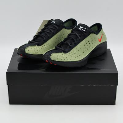 HQ7955-302 Air Superfly Oil Green Black Metallic Silver University (Women's