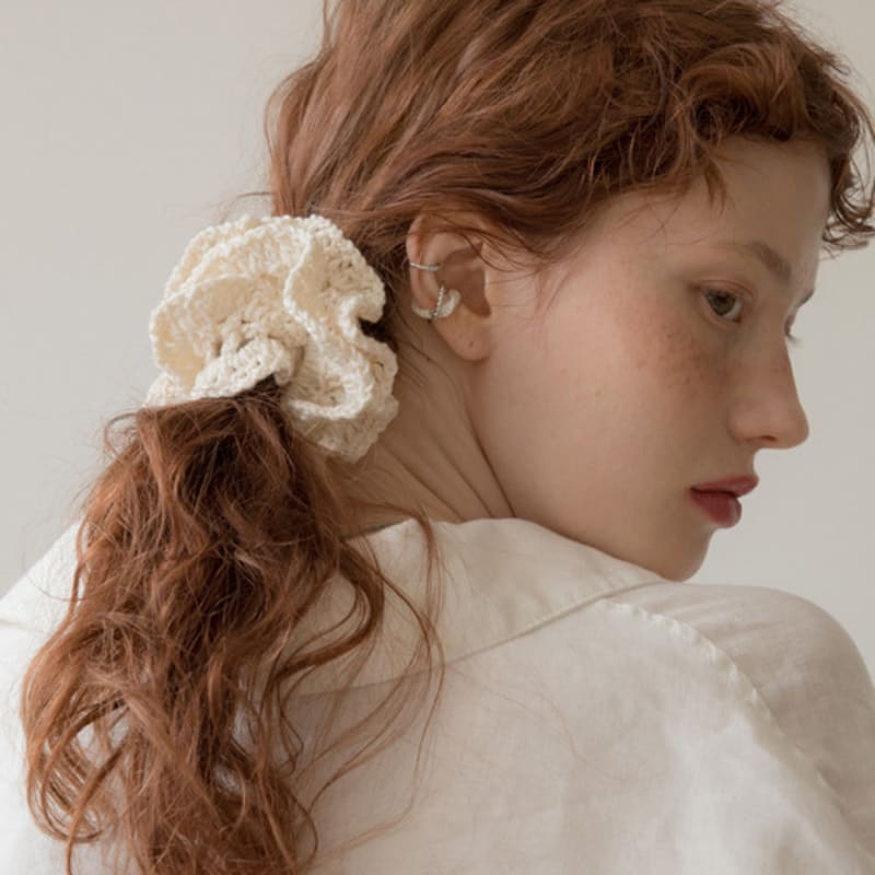 MERRYMOTIVE Handmade crochet knitted scrunch (4colors)