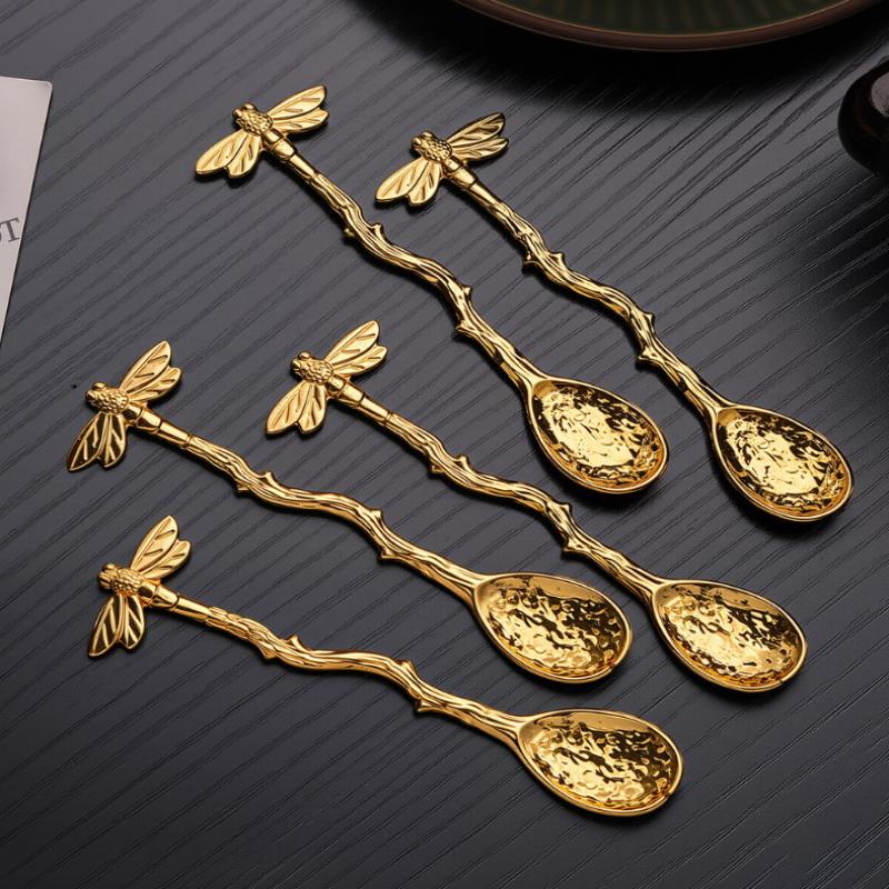 Retro Metal Coffee Spoon Dragonfly Branches Leaves Shape Ice Cream Cake Dessert Milk Mixing Spoon Kitchen Gadgets Tableware