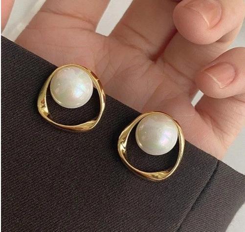 

Жіноче кільце