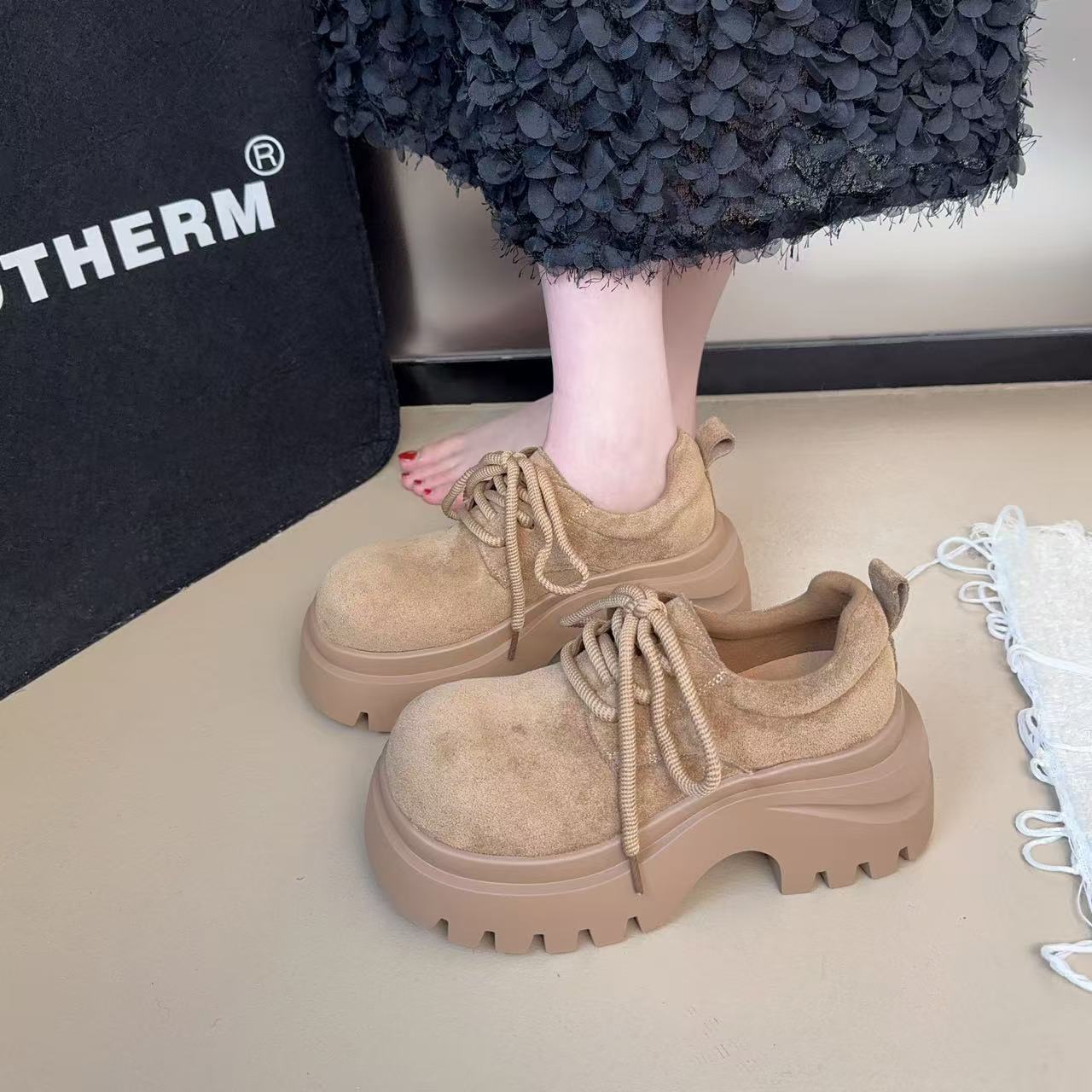 

Женские лоферы на платформе 2025 осень новые модные универсальные простые британский стиль на шнуровке круглый носок повседневные маленькие одинарные туфли 40 хаки