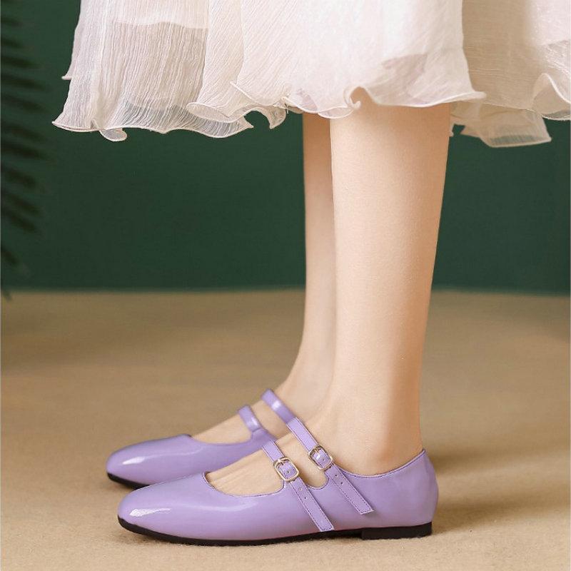 Fashion Flat Shoes Women's 2025 Spring Autumn Retro Shallow Patent Leather Red Mary Jane Shoes Large Size 42 43 44 Women's Shoes