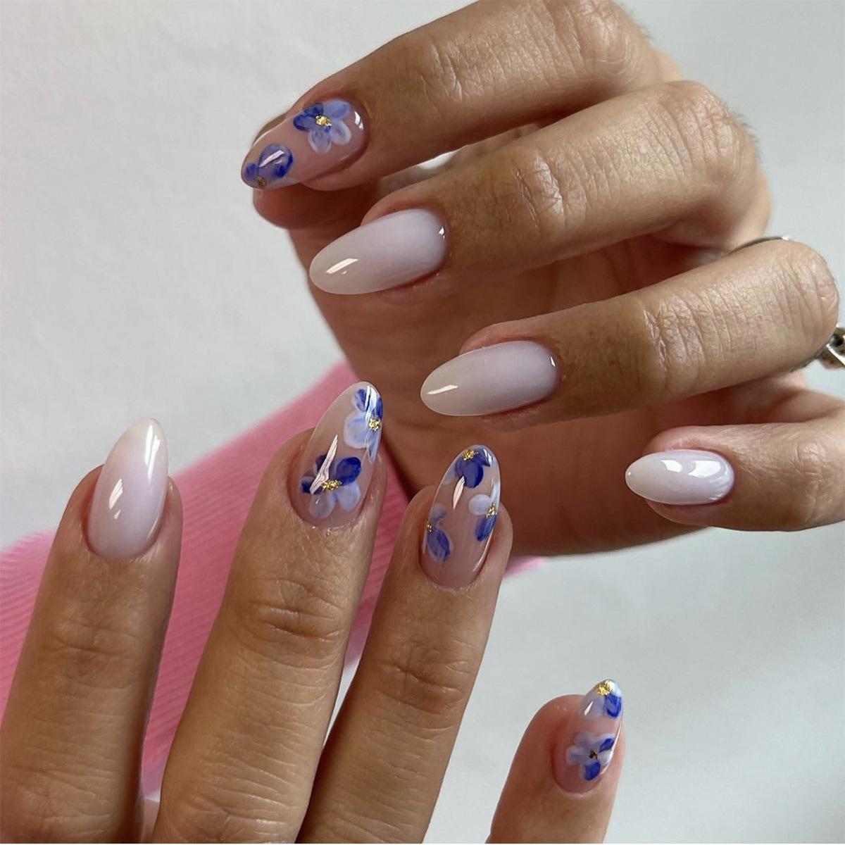 

Wearable nail sticker blue smudged flower gold stamen wearing nail short fake nail summer nail piece