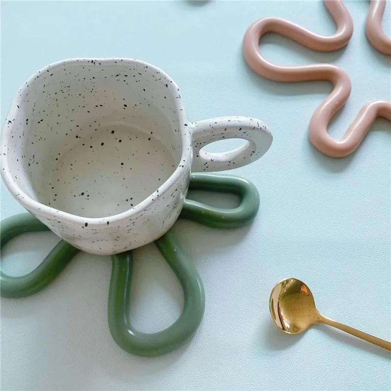 1PCS Geometrical Heat Resistant Silicone Mat Drink Cup Coasters Non-slip Pot Holder Table Placemat Kitchen Coasters Pads