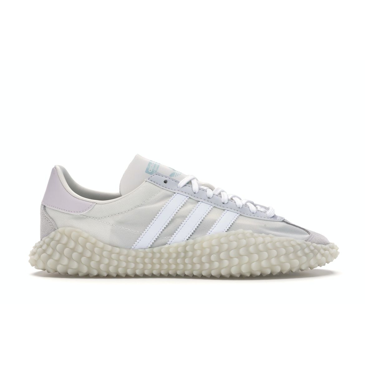 

Кроссовки унисекс adidas Country Kamanda Triple White G27825