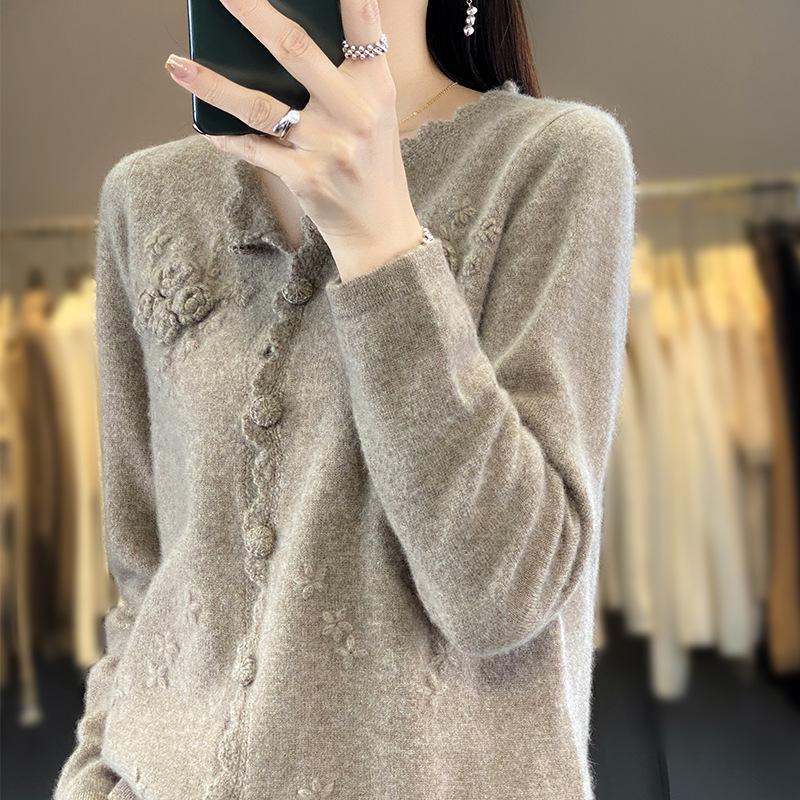 Women's 100% Pure Wool Embroidered Cardigan - Soft, Loose, Solid Color Knit Sweater for Autumn and Winter.