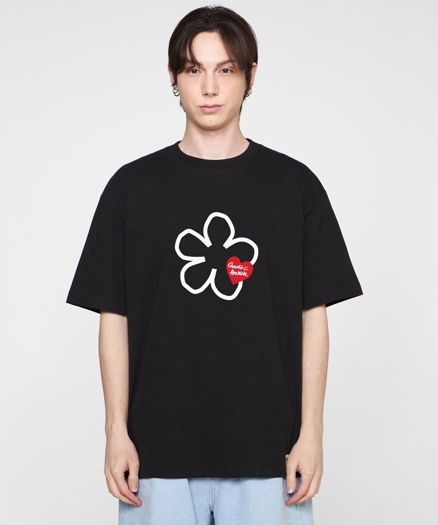 GRAVER [Unisex] Line Flower Heart Logo Short Sleeve T-Shirt_Black