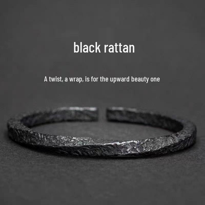 Wisteria Vine Retro Men's Bracelet: Distressed Black Möbius Ring Alloy Open Bangle