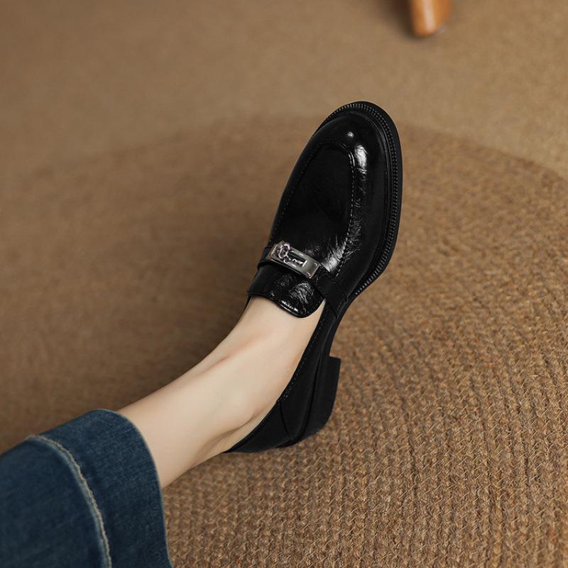 

Новые удобные женские туфли-лодочки с круглым носком, закрывающие стопу, на толстой подошве, нескользящие, женские туфли с низким верхом и неглубоким вырезом, квадратным каблуком, из маленькой кожи 39 чёрный
