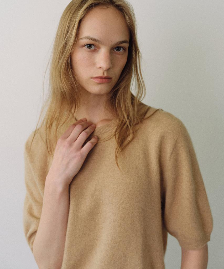 Yulago Karen Raccoon Half Knit