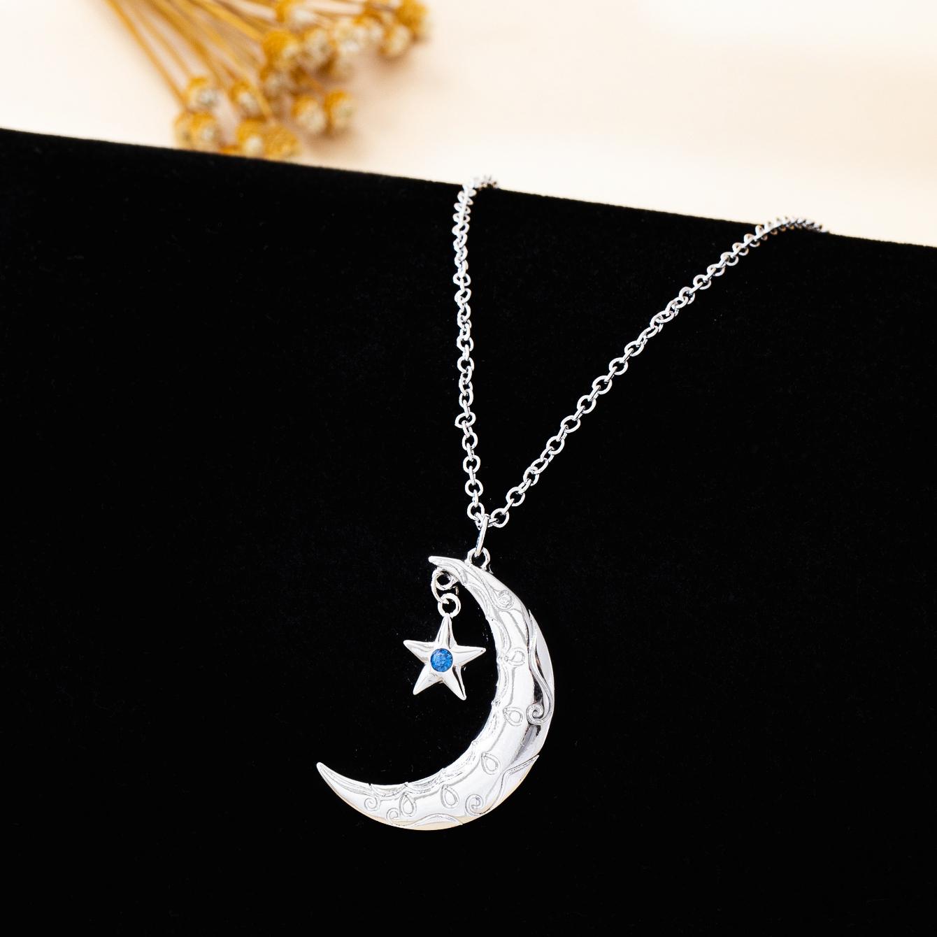 

A Fashionable Women s Pendant Necklace, Elegant and Simple, Versatile Star and Moon Pendant Necklace, Suitable for Daily Wear and as a Gift