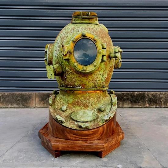 

Рустикальный водолазный шлем с подставкой, маркировка ВМС США Mark V, шлем аквалангиста, морской декор, реплика шлема с эффектом состаривания