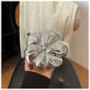 Fashion Metal Flower Shaped Crossbody Bag for Women Gold Box Shoulder Bags Shinny Evening Party Clutch Bag Small Phone Purses