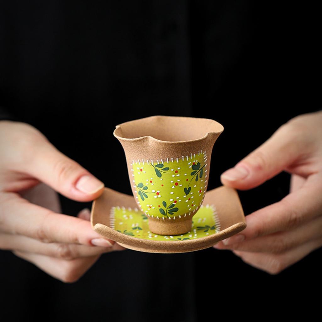 2pcs Chinese Style Hand Painted Yellow Chrysanthemum Tea Cups,Reusable Ceramic Set for Women, Ideal for Family Gatherings, Hand Wash Only