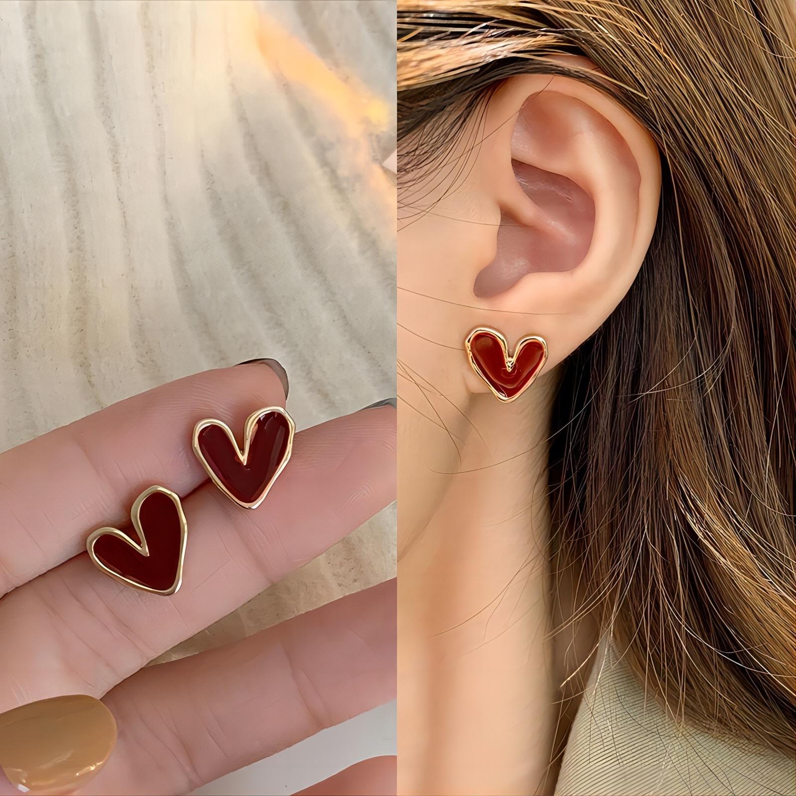 

Women s Heart Stud Earrings - Anti-Tarnish/Durable Golden Heart Jewelry, Minimalist Elegant Gift, Daily Wear& Party Accessories