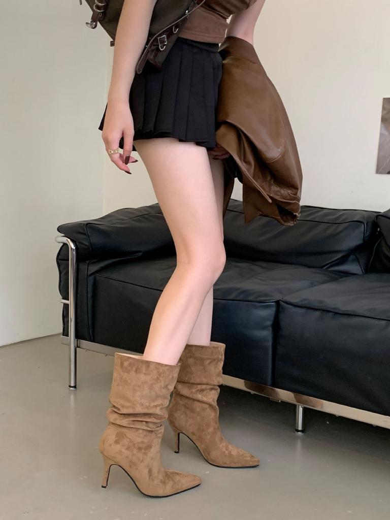 Spitze Stiefeletten Damen 2025 neue Herbst- und Winterstiefel plissierte geraffte Stiefel Nischendesign dünne Stiefel dünne Absätze hohe Absätze