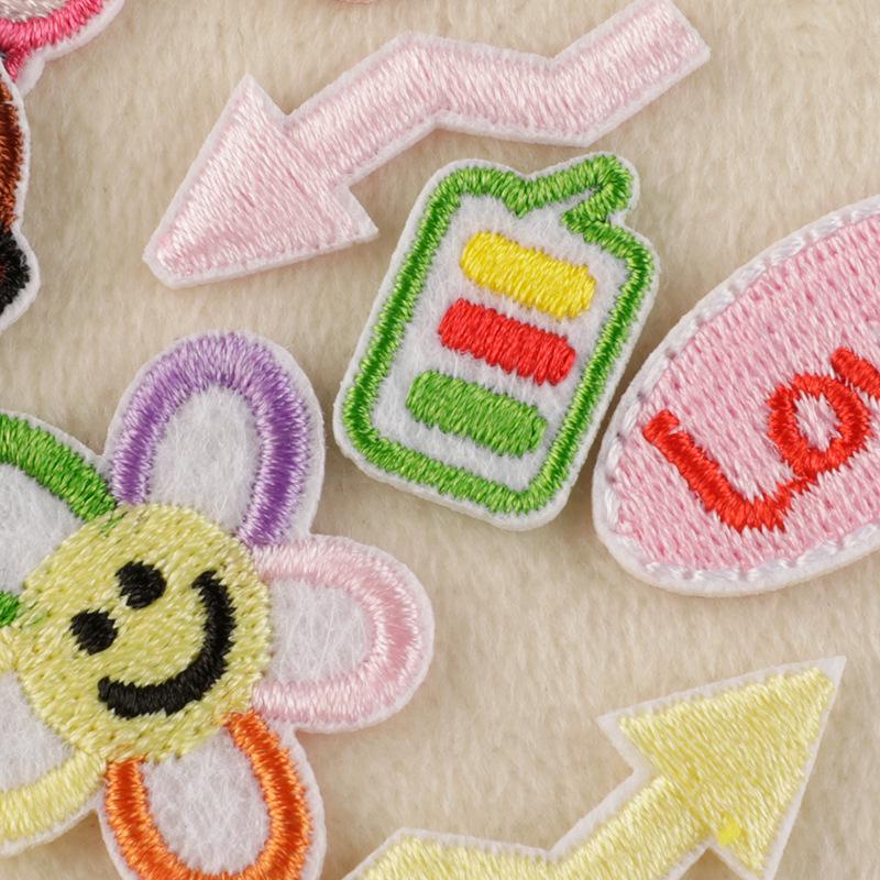 Cartoon Embroidered Computer Patch, DIY Cloth Sticker, Clothing & Handbook Accessory