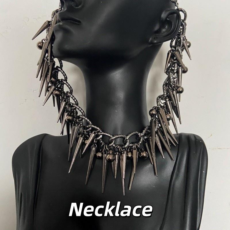 Unique Design Sweet Cool Spicy Girl Style Rivet Round Bead Tassel Necklace Waist Chain Women S Personality Niche Design Jewelry A2