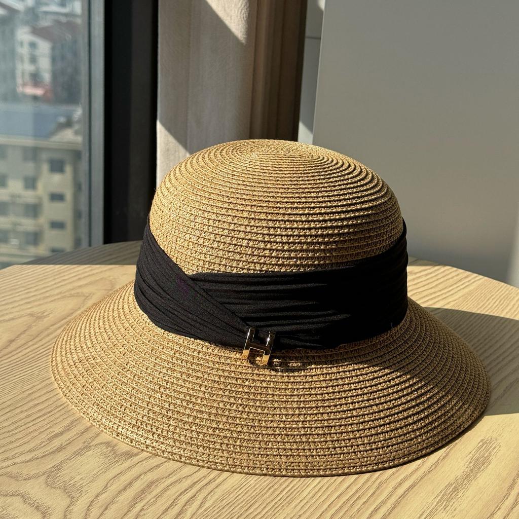 New French Straw Hat Women's Summer Seaside Sun Hat Beach Vacation Basin Hat Shade