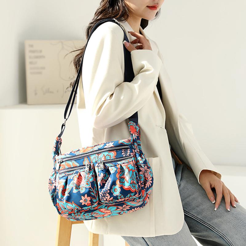 2025 New Printed Nylon Shoulder Bag Multi-pocket Large-capacity Lightweight Waterproof Crossbody Bag and Multi-layered Middle-aged Mother Bag