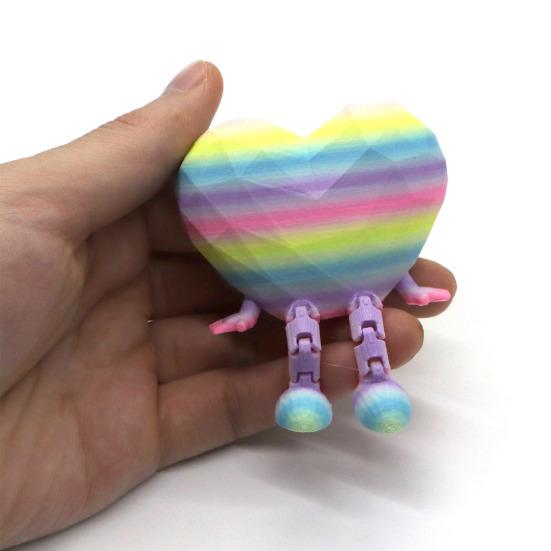 Ozdoba Siedzące Serce Urocza Figurka Serca z Ruchomymi Nóżkami Domowe Biuro Półka na Biurko Statuetka Serce Miłości Prezent dla Zakochanych Przyjaciół