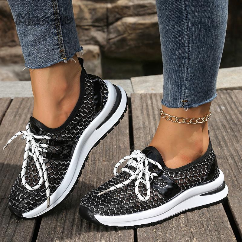 Fashion Hollow Mesh Breathable Sneakers for Women 2025 Summer Lightweight Slip On Sports Shoes Woman Plus Size Fashion Platform Sneakers