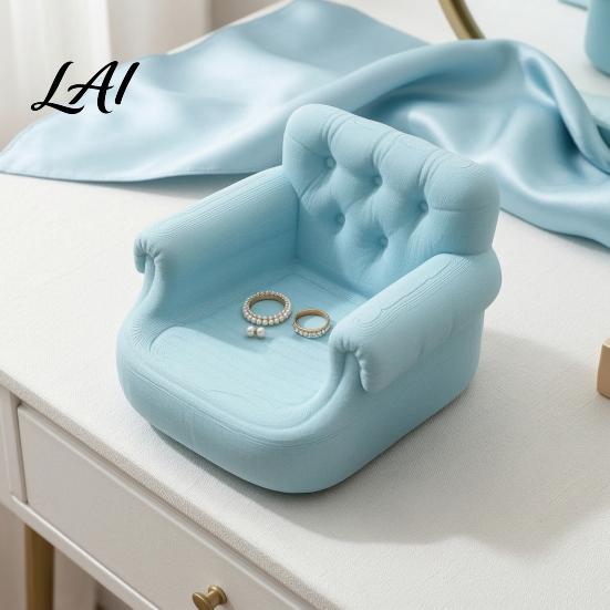 Office Desk Ornament 3D Printed Mini Sofa Shaped Storage Box Cute Couch Creative Gift for Friends Desktop Organizer Decorative Trinket Holder