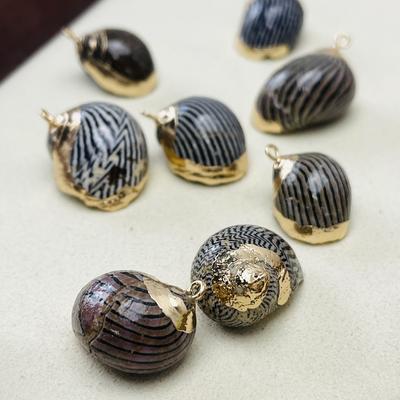 10Pcs, Summer Boho Style Natural Shell Striped Conch Zinc Alloy Golden Edge Pendant Charms for DIY Necklace Accessories, Creative Jewelry Making