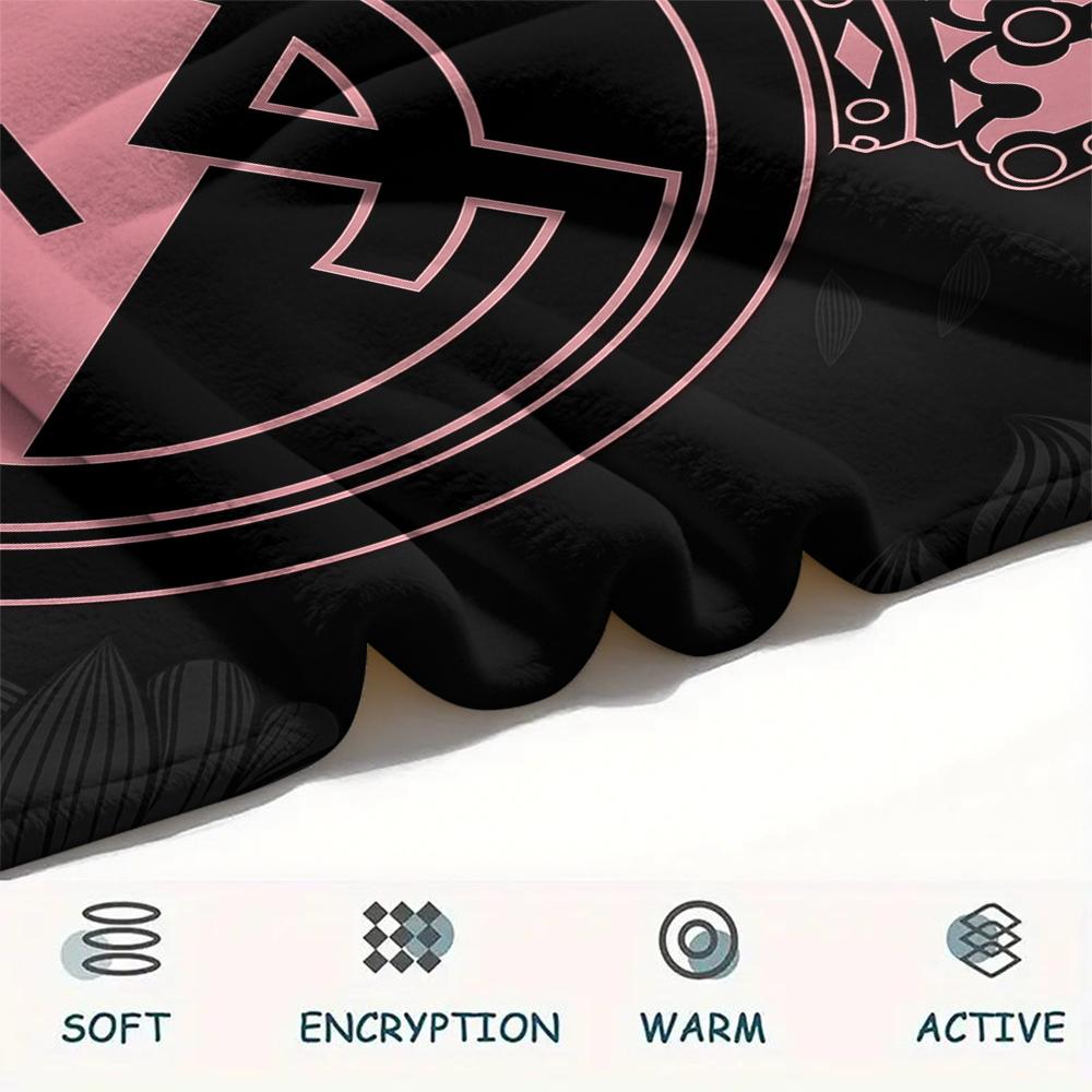 Real Madrid Team,pattern Flannel Blanket, High quality Comfortable for All Seasons, Home Decor, Warmth and Comfort, Perfect for Gifts.