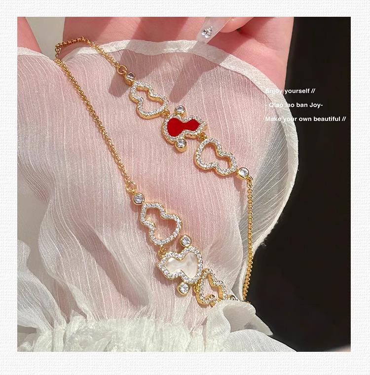 Gourd Necklace: White Mother-of-Pearl & Burgundy Gold on Luxurious Clavicle Chain with Sparkling Diamond Texture