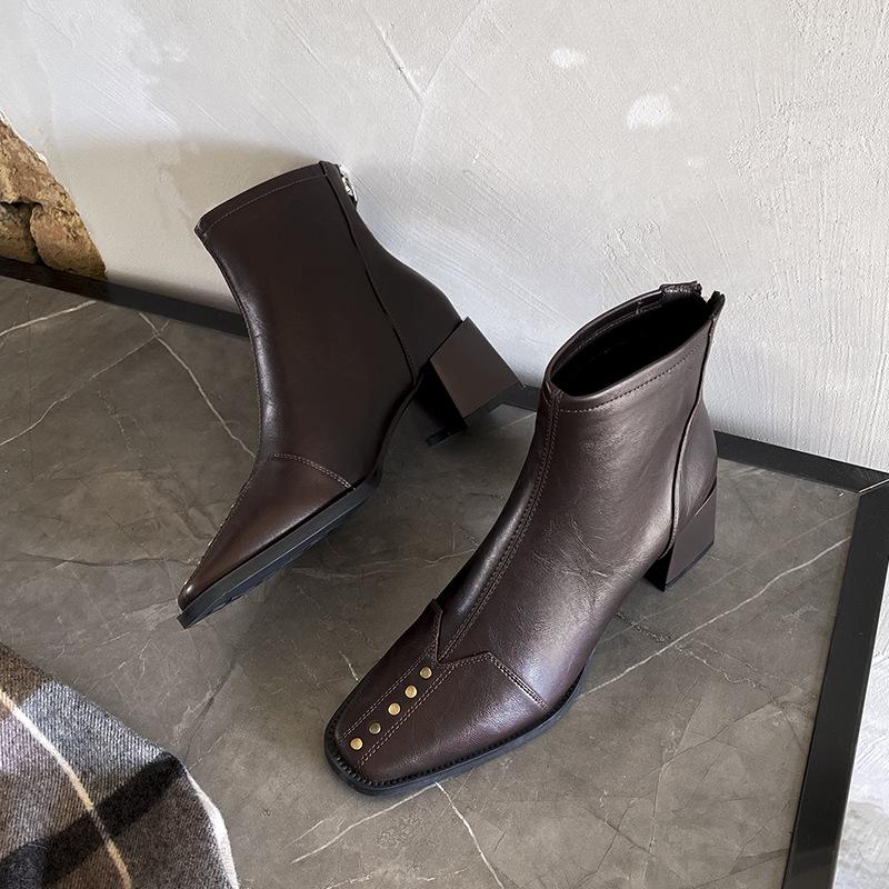 

BEIJIANI 5598-10 Ботильоны на заклепках для женщин, Массивный высокий каблук, Квадратный носок, Застежка-молния сзади - Идеально для осени и зимы. 36