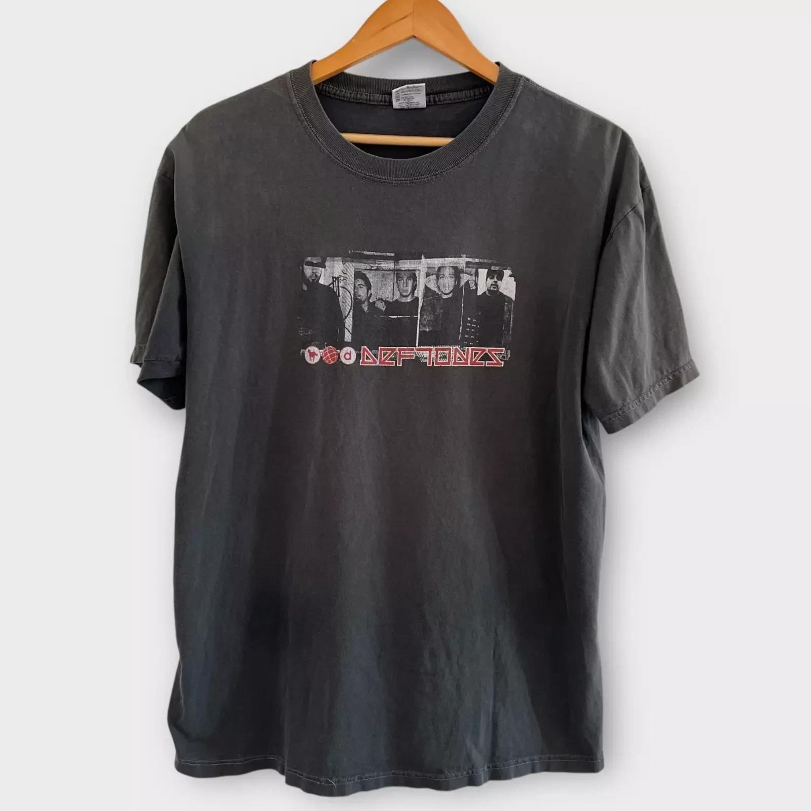 

2000 Deftones Vintage Tour Band Tee Shirt 4XL