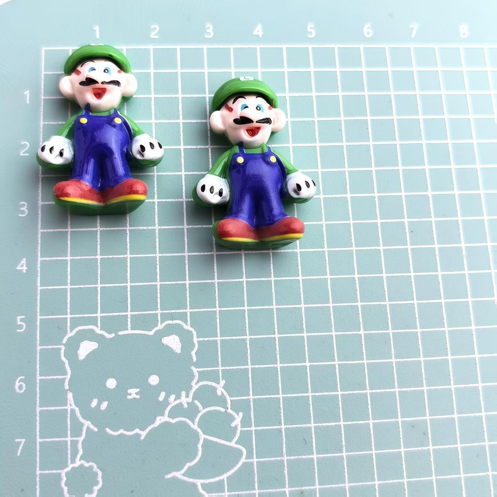 Cartoon Character Resin Accessories for DIY: Phone Cases, Hair Clips, Ties, Headdresses, and Fridge Magnets.
