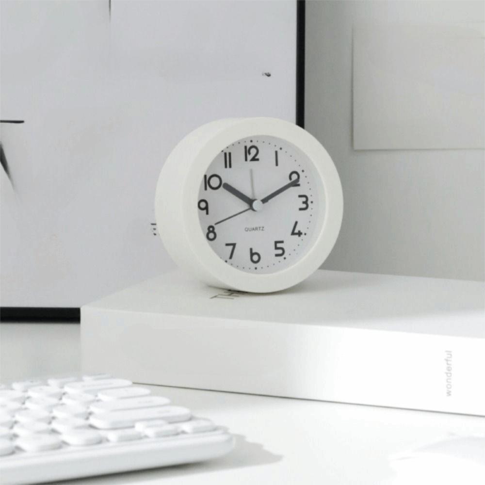 Retro Desk Clock Non-Ticking Electronic Clock Wake-up Artifact Silent Alarm Clock  Bedside Use