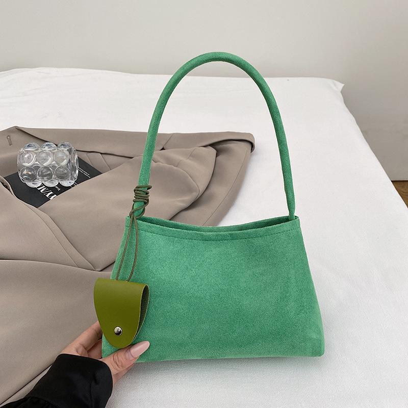 Premium suede underarm bag women's 2025 autumn and winter new trendy fashion versatile commuter portable tote bag