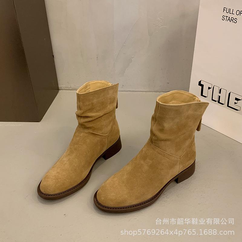 French retro pointed super fire small short boots women's 2025 autumn and winter new single boots western denim thick heel pile boots